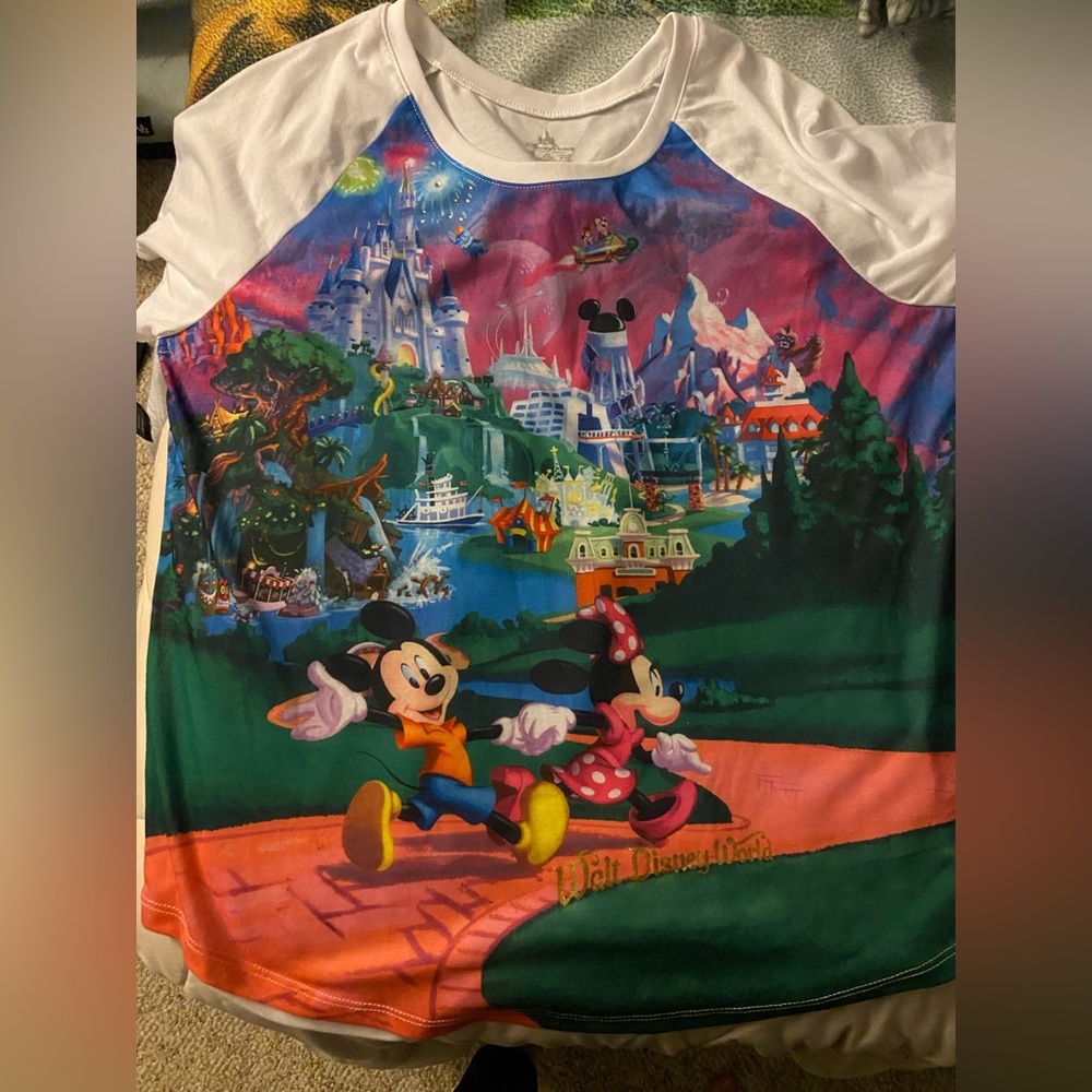 Walt Disney world T-shirt